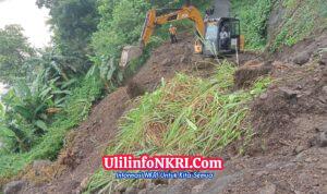 Hujan Deras Picu Longsor di Simpenan, Jalan Bagbagan Lumpuh Sementara