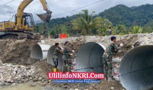 Jembatan Bailey Aek Nabara Capai 90 Persen, Warga Pasang Merah Putih